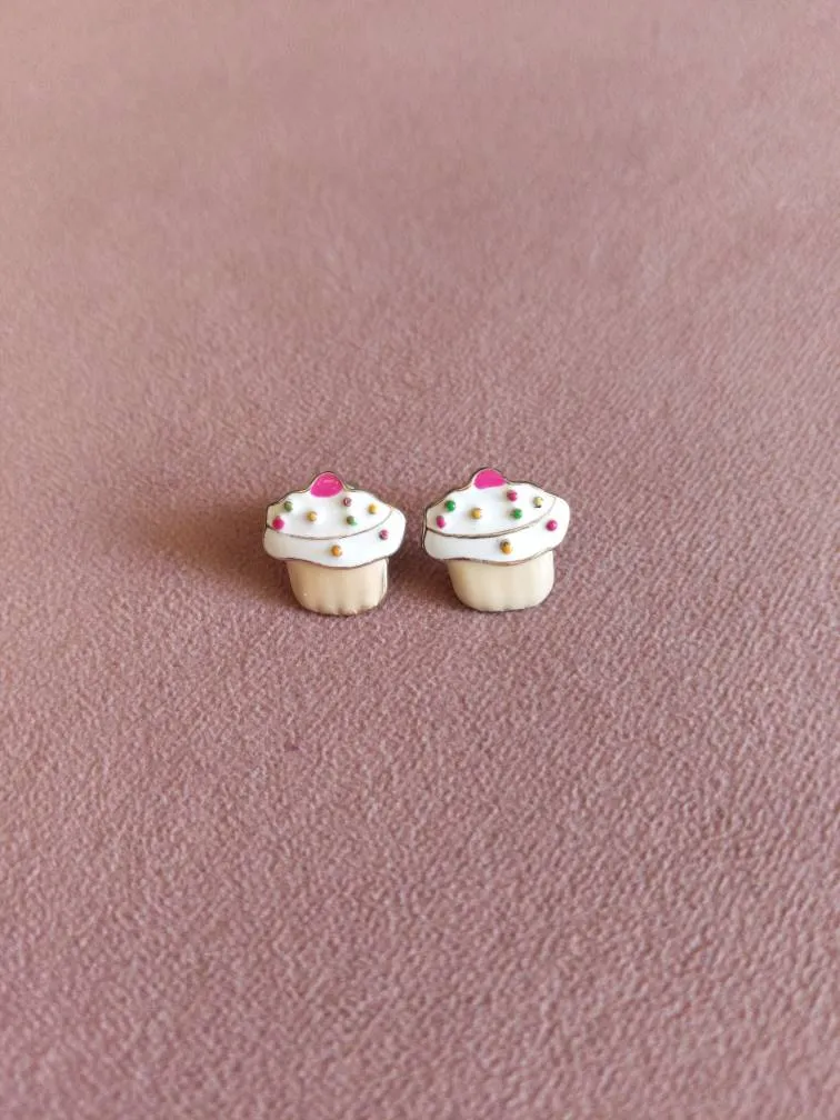 Cupcake Earrings photo 1