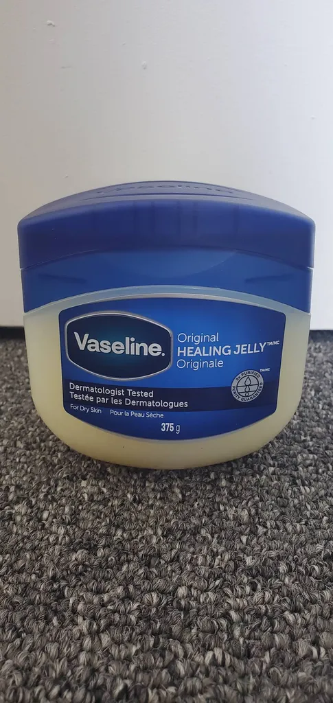Vaseline Healing Jelly photo 1