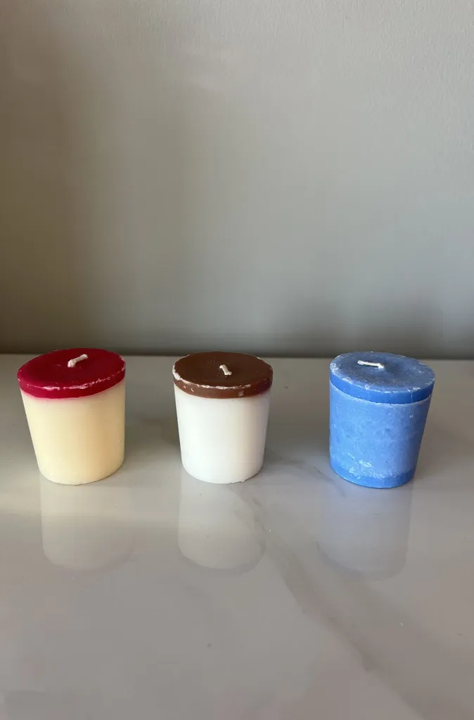 3 Scented Candles photo 1