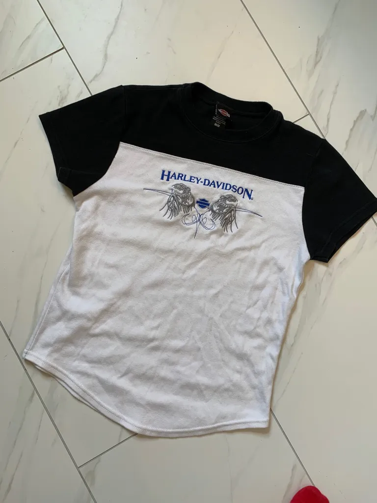 Official Harley Davidson T Shirt (Small) photo 1