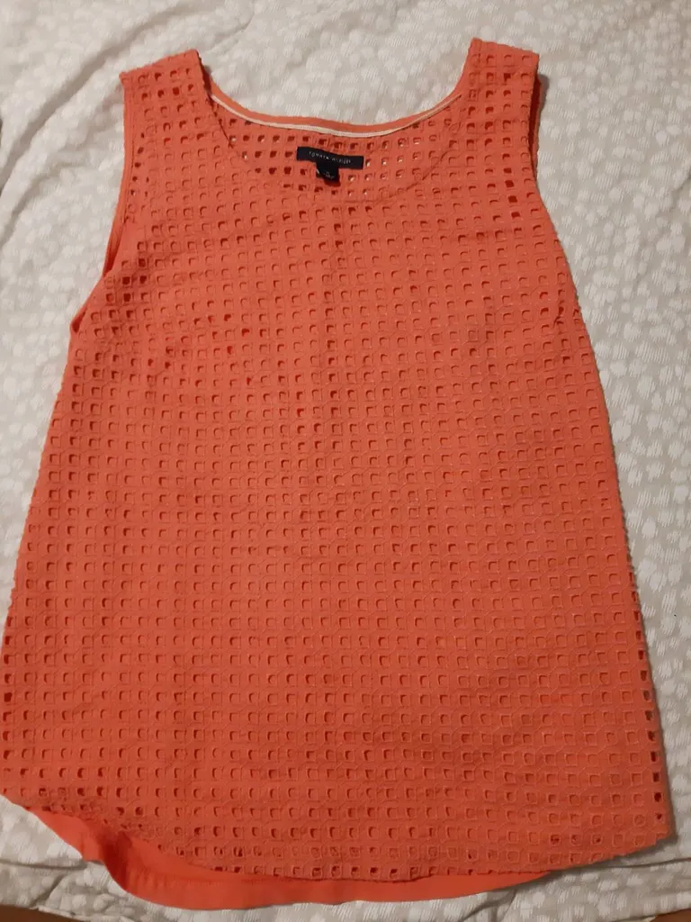 Tommy Hilfiger Checkered Coral Top Size M photo 1