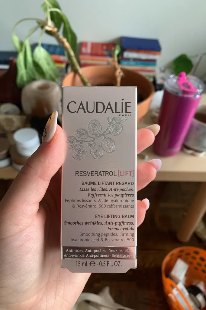 caudalie eye serum photo 1