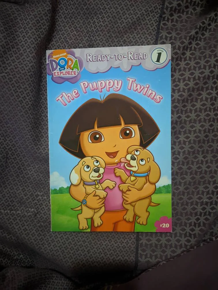 The Puppy Twins Dora The Explorer book photo 1