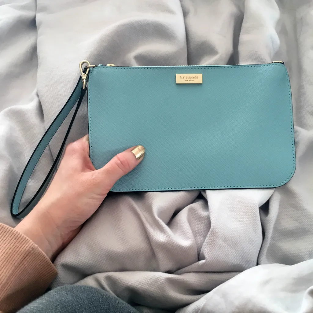 Kate Spade Newbury Lane Wristlet photo 1