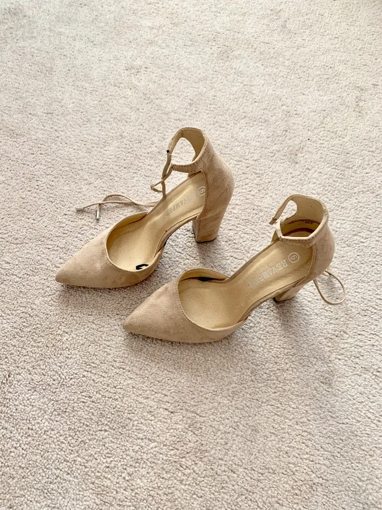 Nude Heels (6.5W) photo 1