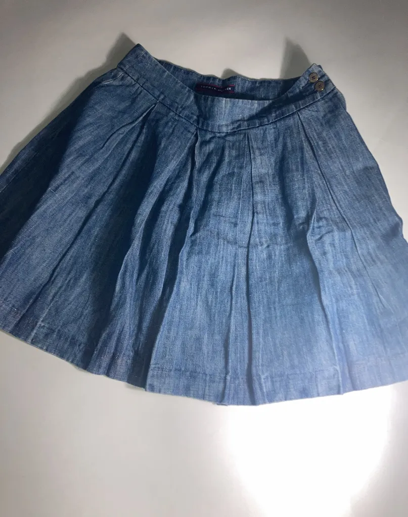 Tommy Hilfiger Skirt photo 1