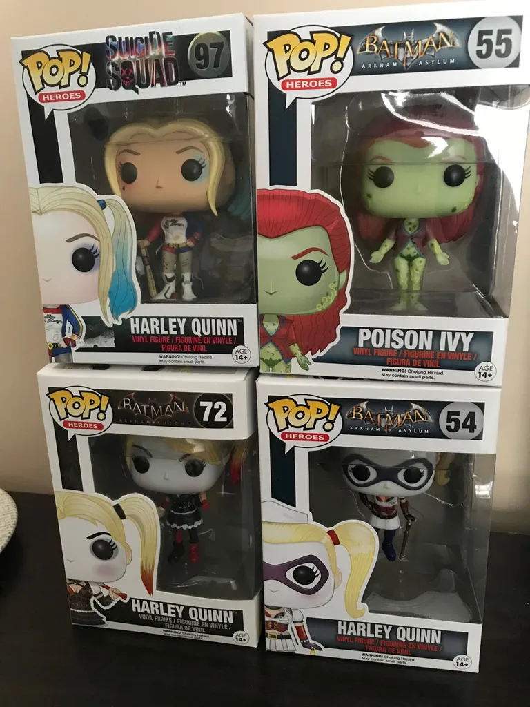 Harley Quinn/Poison Ivy Pop Figures photo 1