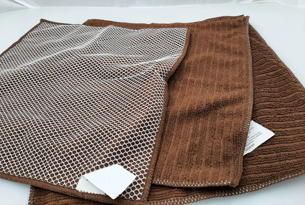 3 x Microfibre Brown Towels photo 1