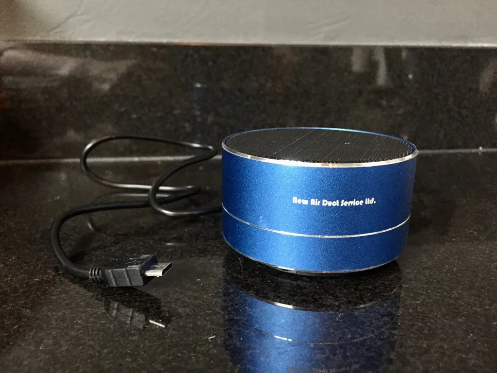 Mini Wireless Speaker photo 1