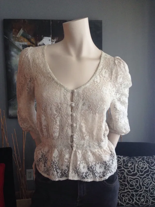 Topshop Petite Size 4 US Lace Top photo 1