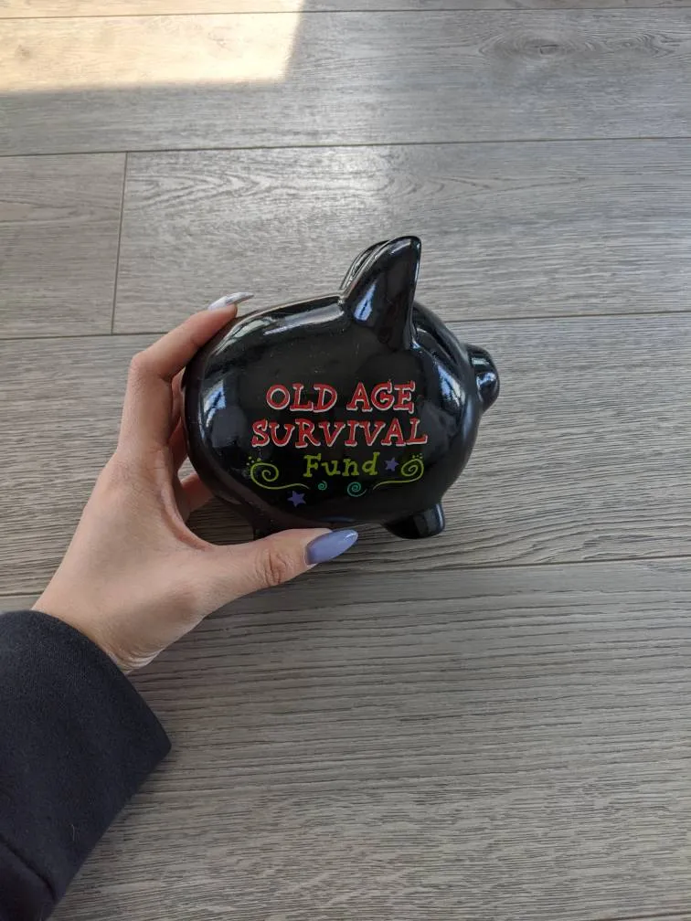 *FREE* 🆓 Cute Ceramic Piggyank photo 1