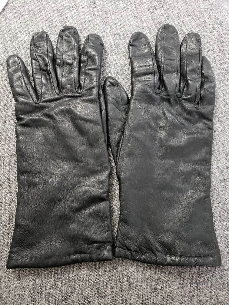 GUC Black Leather Gloves photo 1