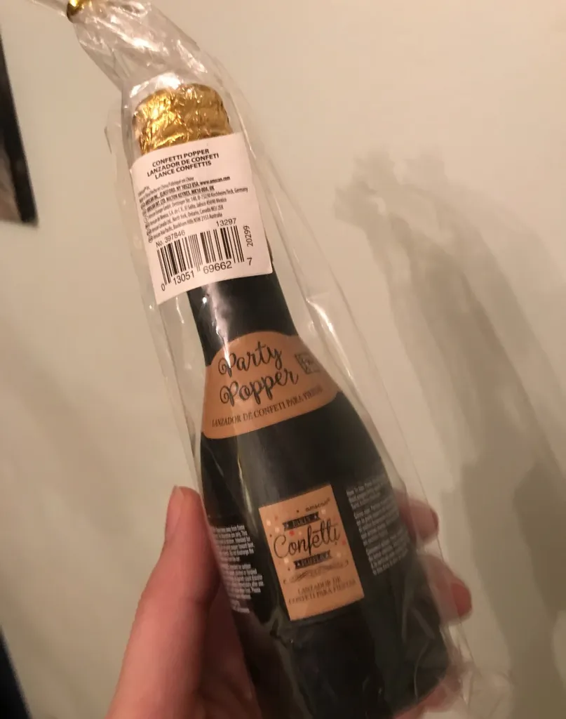 Brand New Party Popper Confetti photo 1