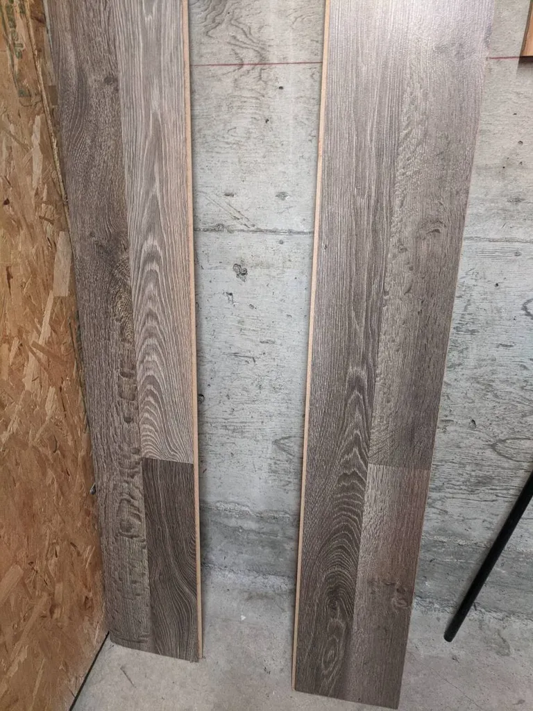 Legacy Laminate Floor photo 1