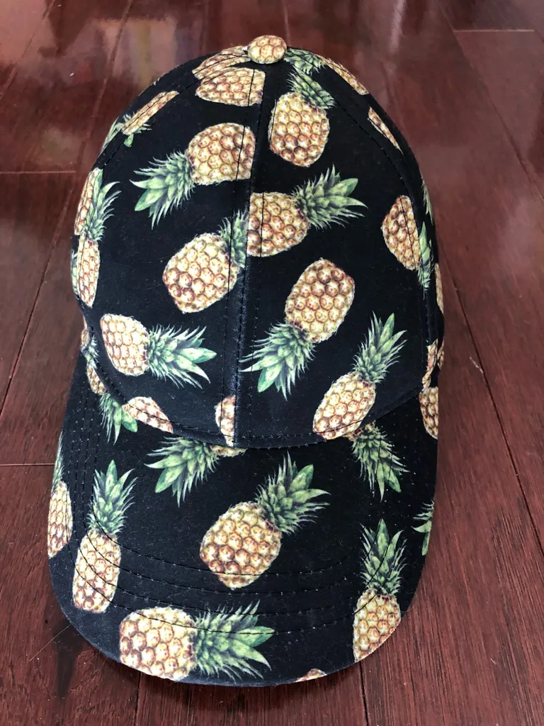 🍍 🧢 photo 1