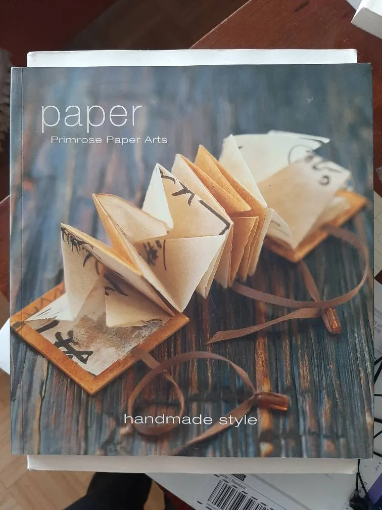 Paper Craft How-to Book photo 1