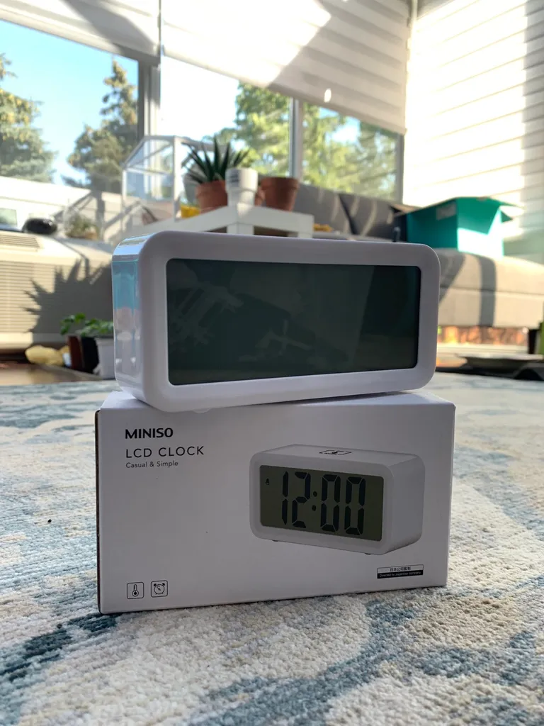 Miniso LCD Clock photo 1