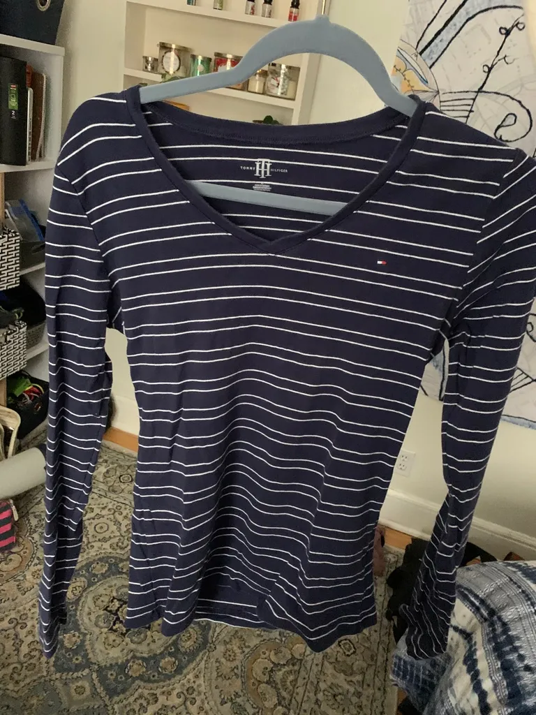 Medium Tommy Hilfiger Top photo 1