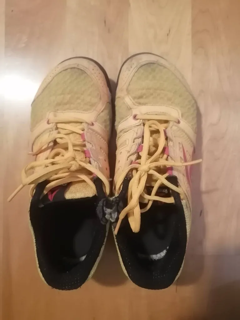 Running Shoes Size 7.5 photo 1