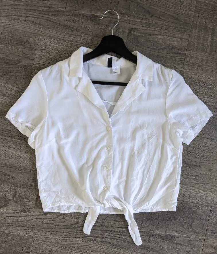 Tie Button Up T-shirt photo 1