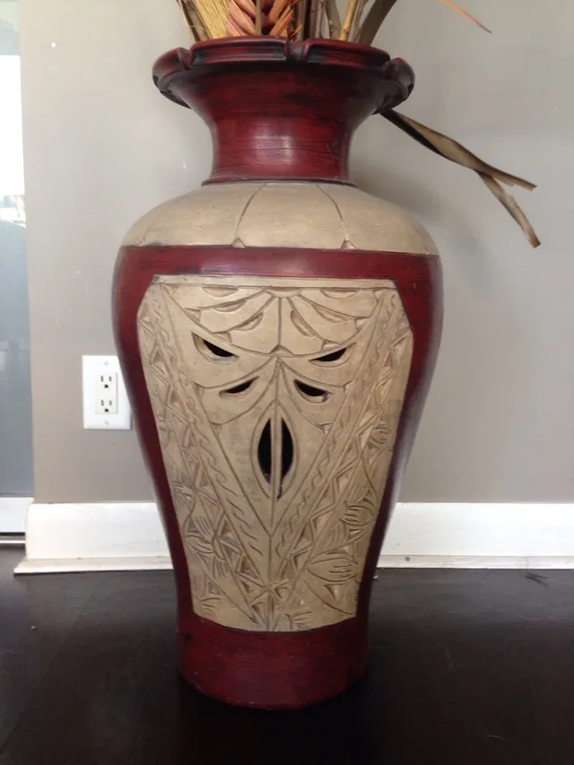 Beautiful Carved Vase- Extra Large photo 1