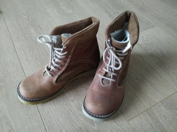 Size 8 Leather Boots photo 1