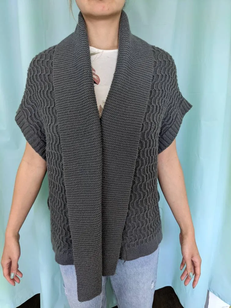 Costa Blanca Size Medium Sweater photo 1