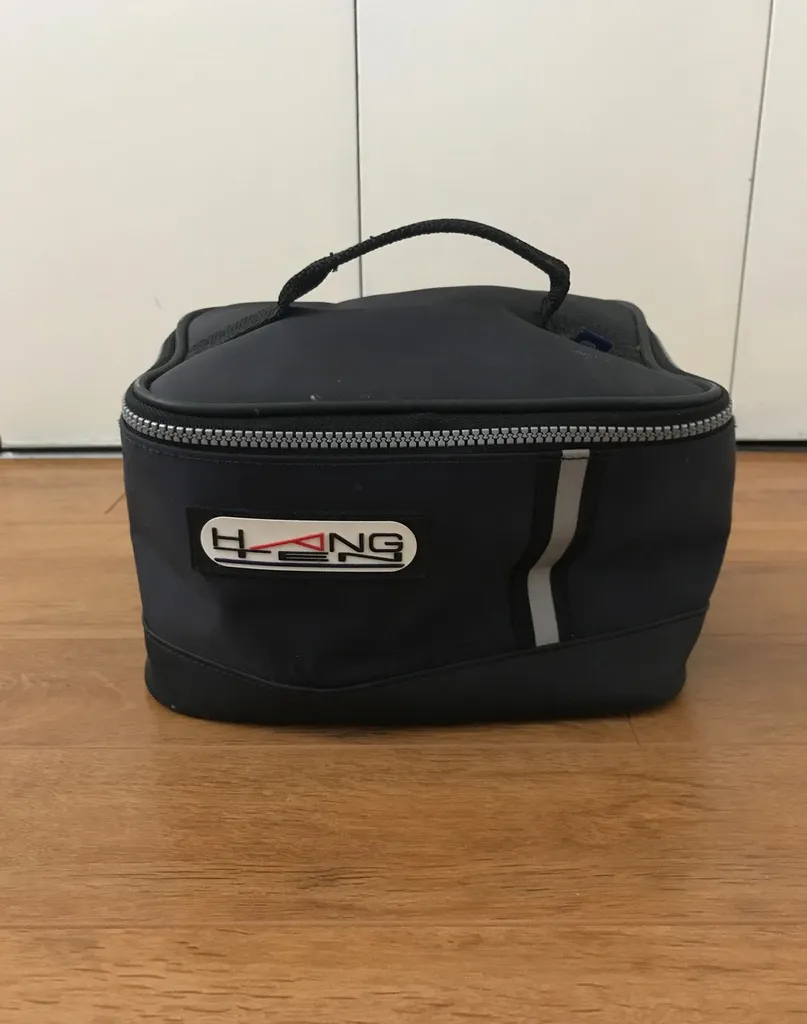 Hang Ten Makeup Bag / Case photo 1