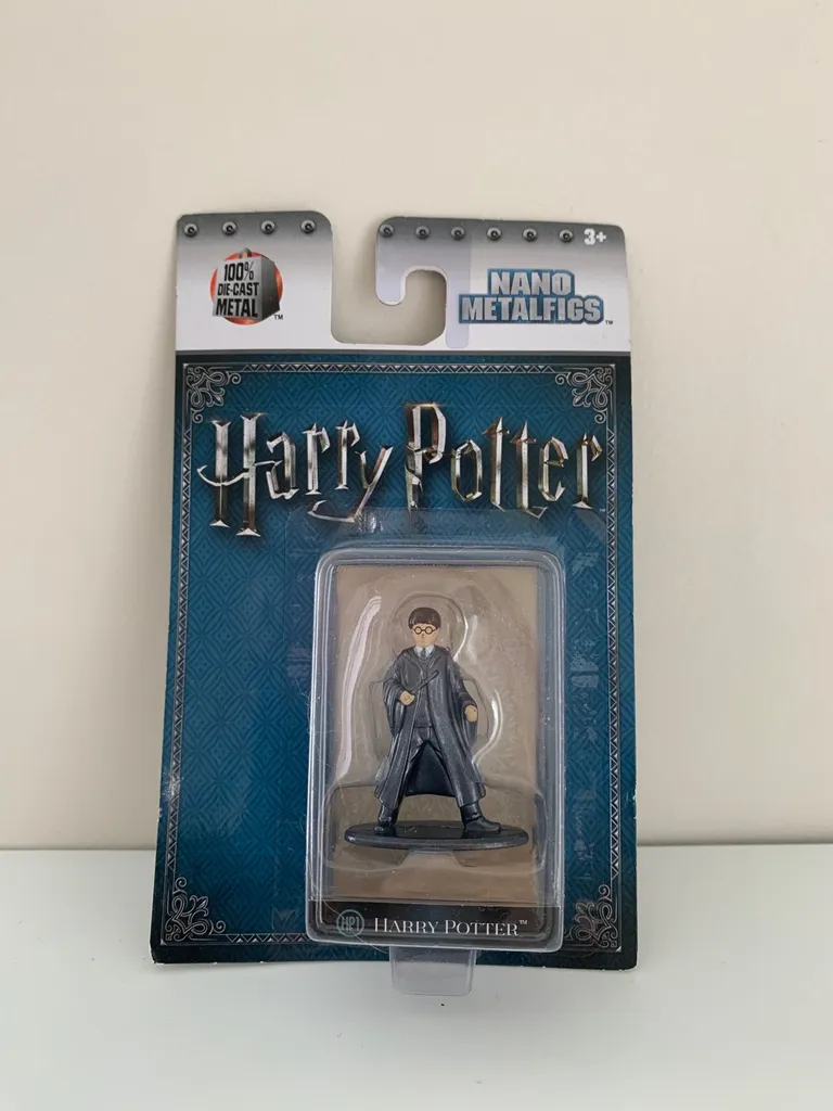 Miniature Harry Potter Figurine photo 1