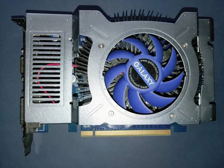 Nvidia GeForce GT 240 512mb DDR3 w/ VGA/DVI/HDMI ports AS-IS photo 1