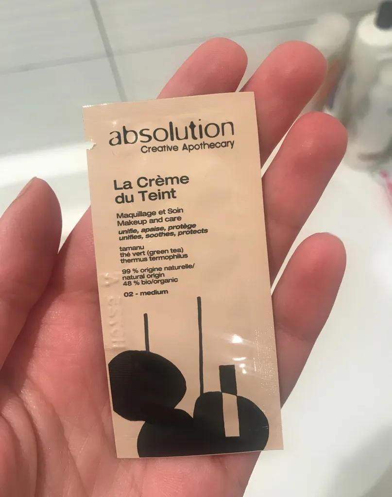 FREE - Foundation Sample photo 1