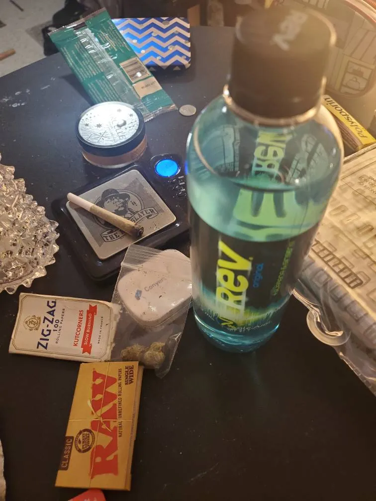 GOOD TIME CARE PACKAGE photo 1