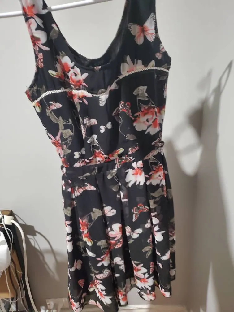 Gorgeous Dress photo 1