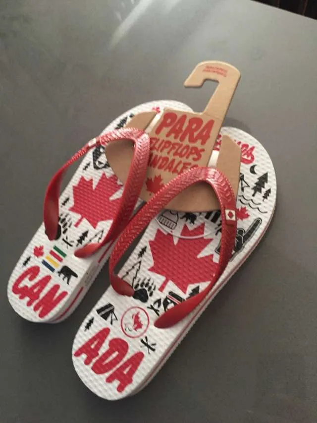 Canada Flip flops Size 7 photo 1
