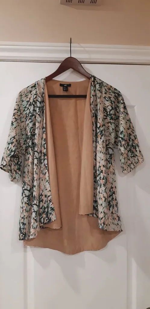 Flowly Blouse photo 1