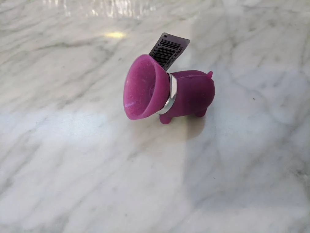 🆓 Cellphone Prop Stand photo 1