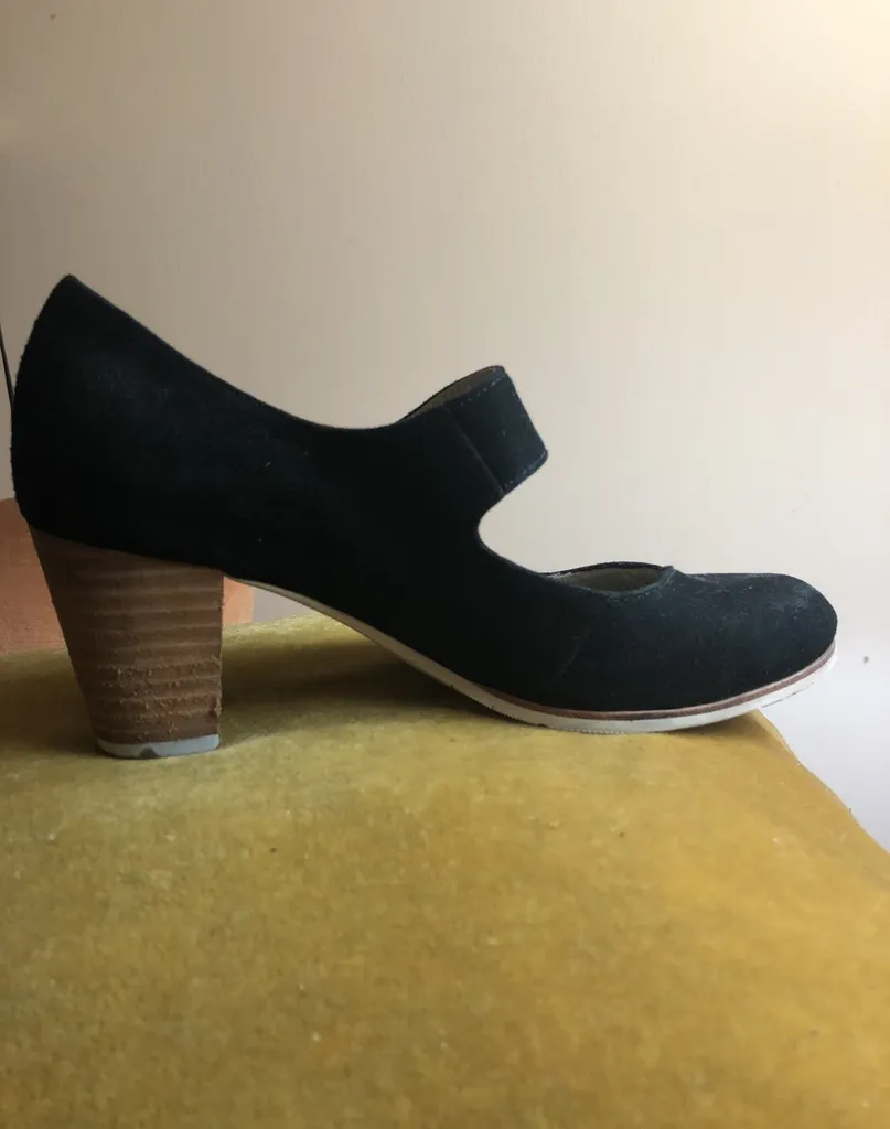 dress shoes - suede w/ wooden heel photo 1