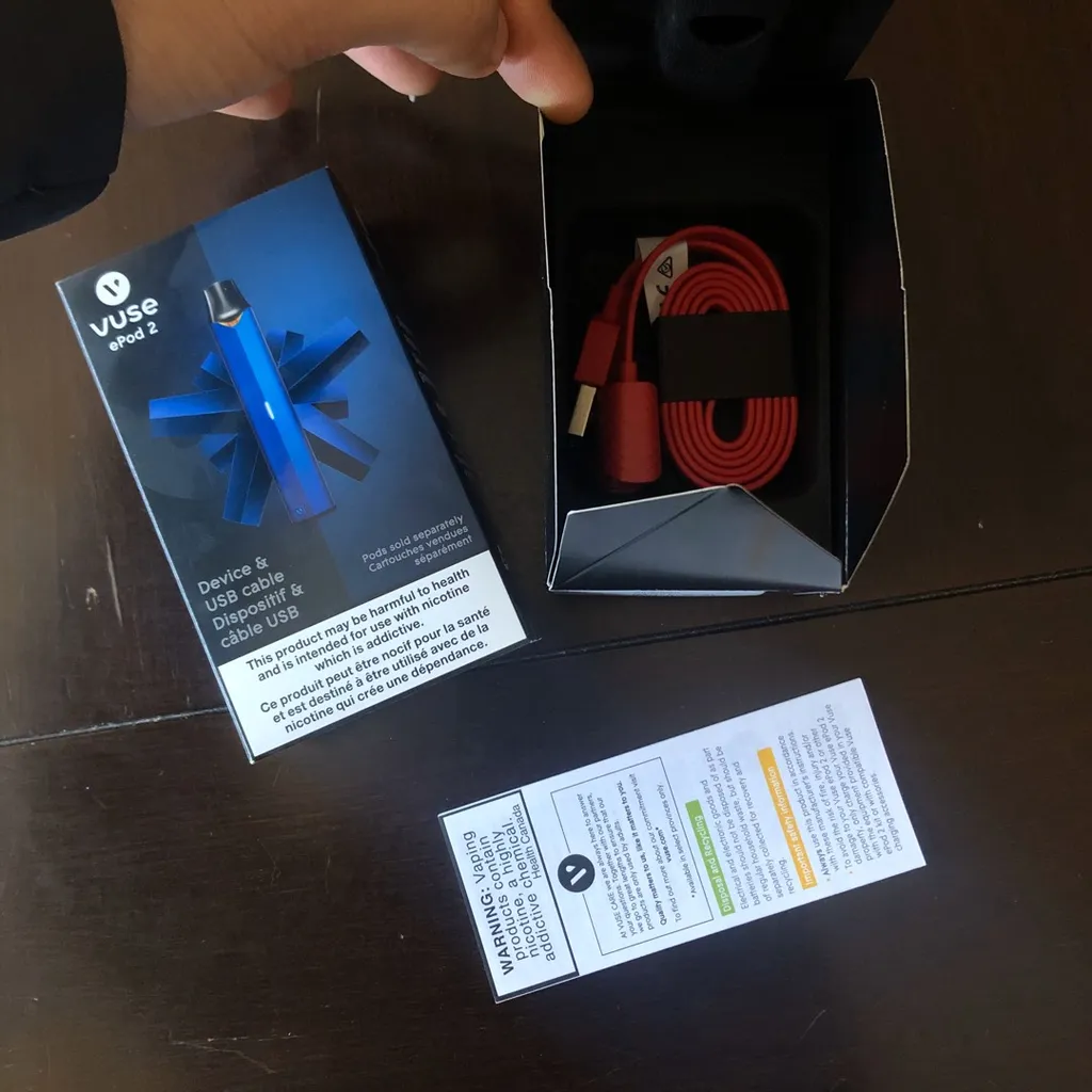 VAPE DEVICES + CHARGERS + PODS (Juul/Vuse/eLeaf — Please read) photo 1