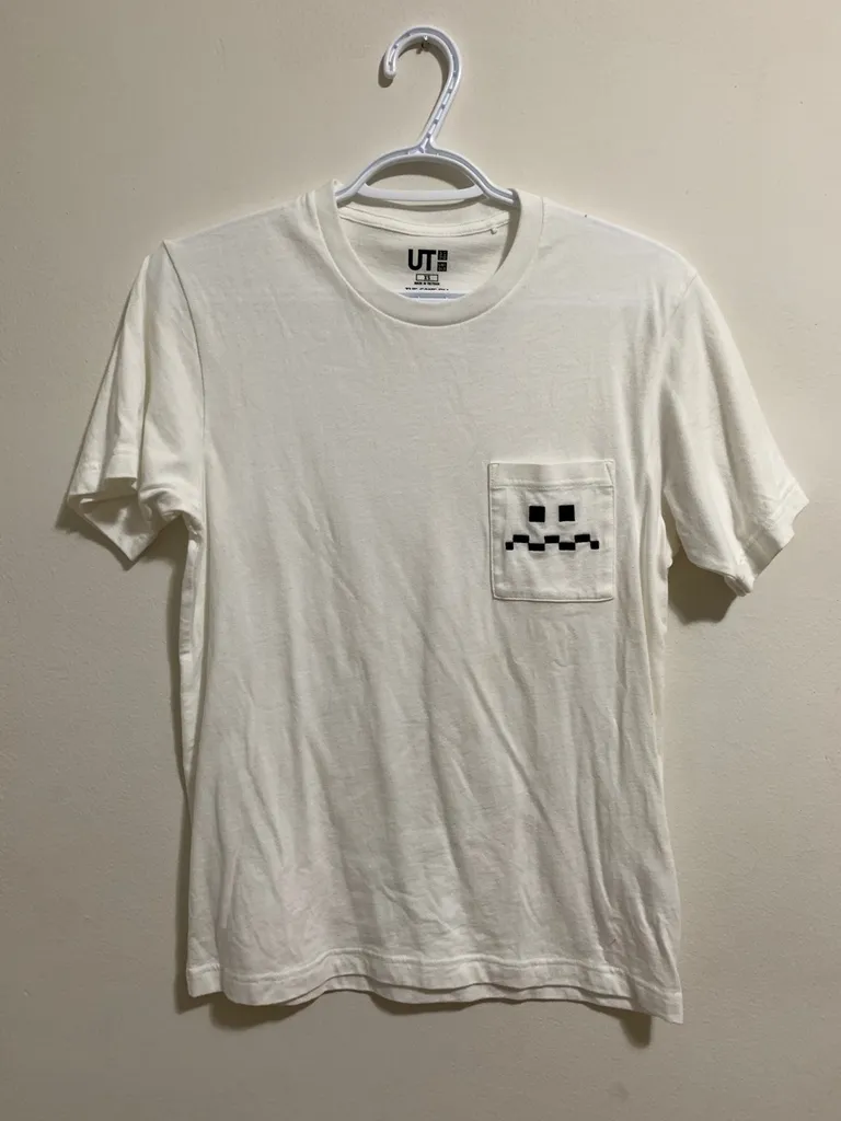 Uniqlo Shirt XS photo 1