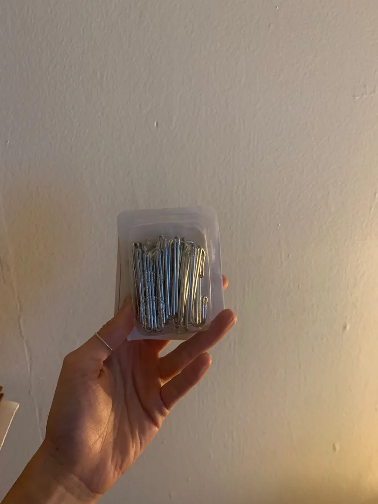 Curtain Hooks photo 1