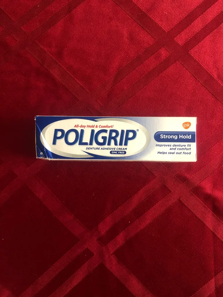 Poligrip photo 1