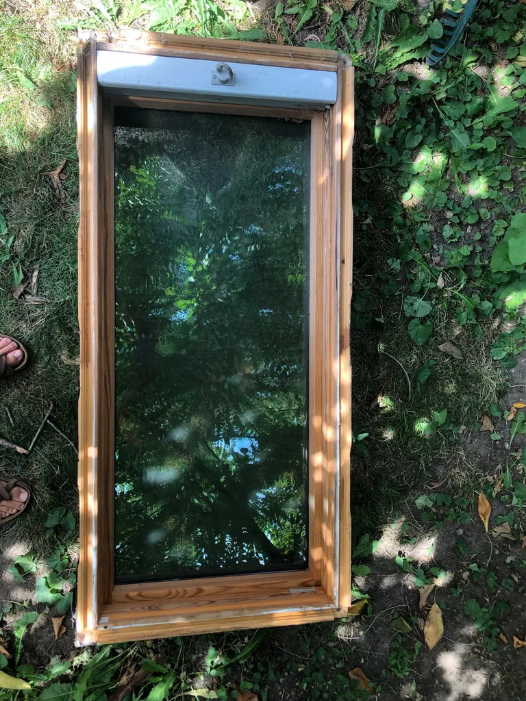 🆓 Sky Light Window -Pick Up Only photo 1