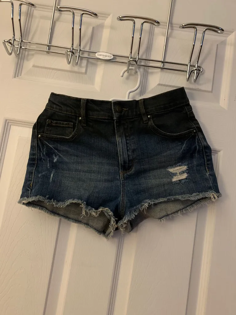 Garage Shorts photo 1