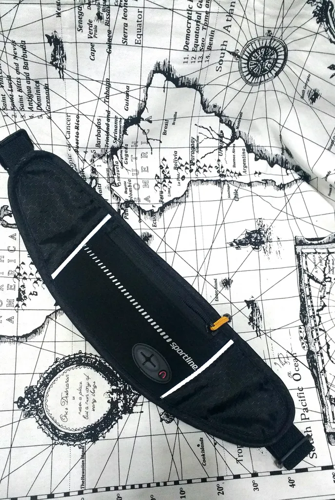 Flat-Fit Fanny Pack. photo 1