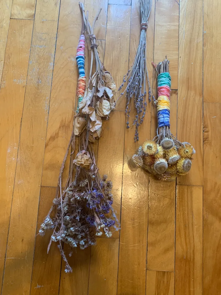 Assorted Dried Flowers For Decoration photo 1