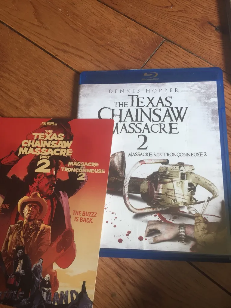 Texas Chainsaw Massacre 2 photo 1