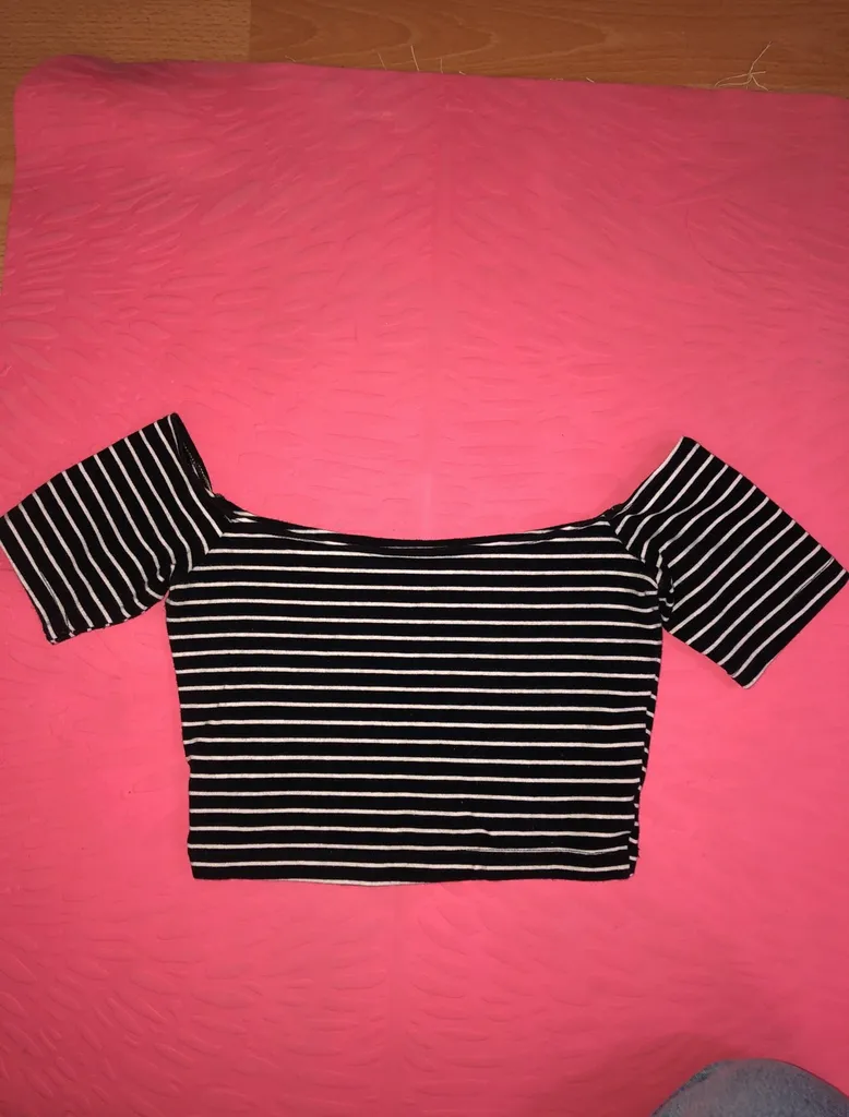 American Apparel Off The Shoulder Top photo 1