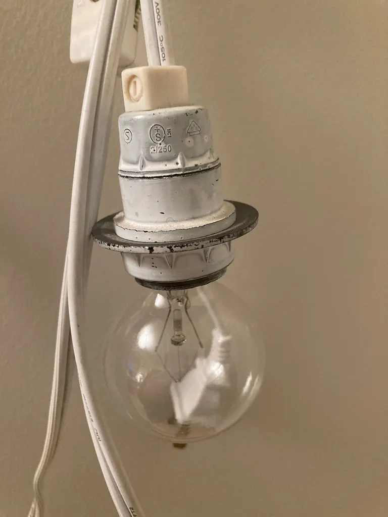 String Light photo 1