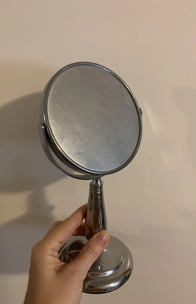 Small Makeup Mirror photo 1