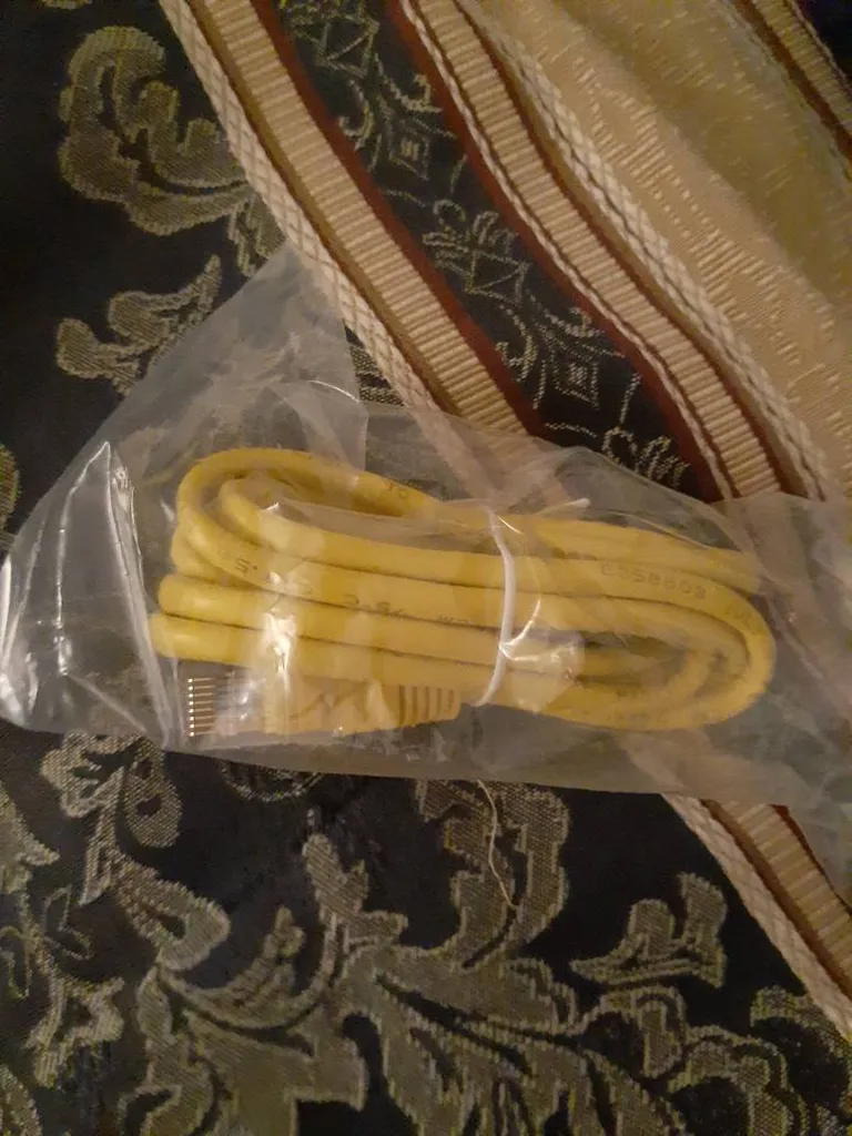 Yellow Cable photo 1